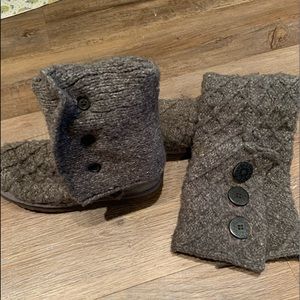 UGG AUSTRALIA KNITTED GREY BOOTS - SIZE 7